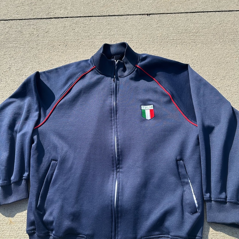Italina Men's Zip-Up Sweater in Navy with Red Accents